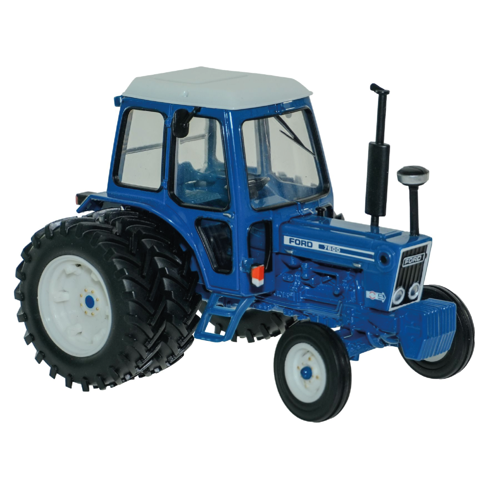 Britains Ford 7600 Tractor with Rear Dual Wheels | 1:32 Scale