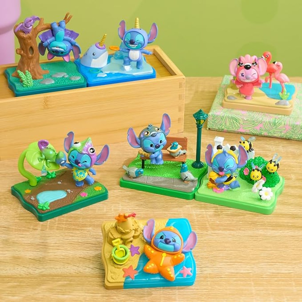 Disney Stitch Goes Wild Scene Setter Collectible Figure