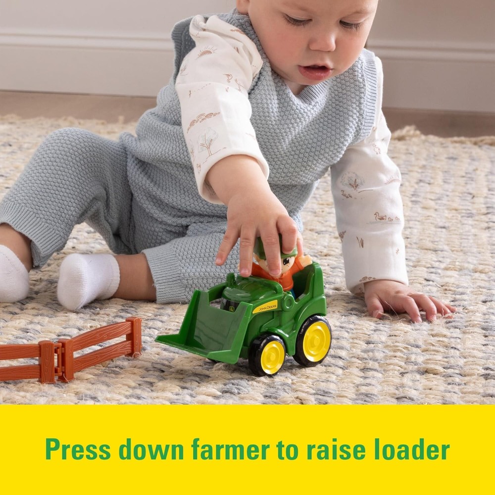 Tomy John Deere: The Cows Are Out! Farm Toy Playset