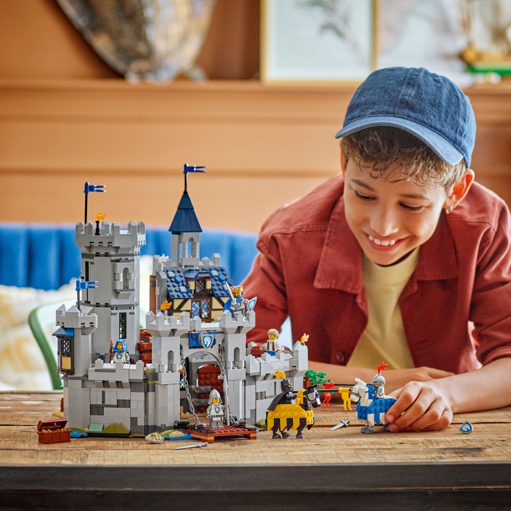 LEGO Creator 3in1 Medieval Horse Knight Castle (31168)