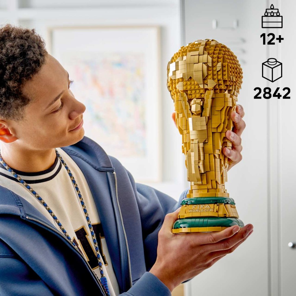 LEGO Editions FIFA World Cup Official Trophy 43020