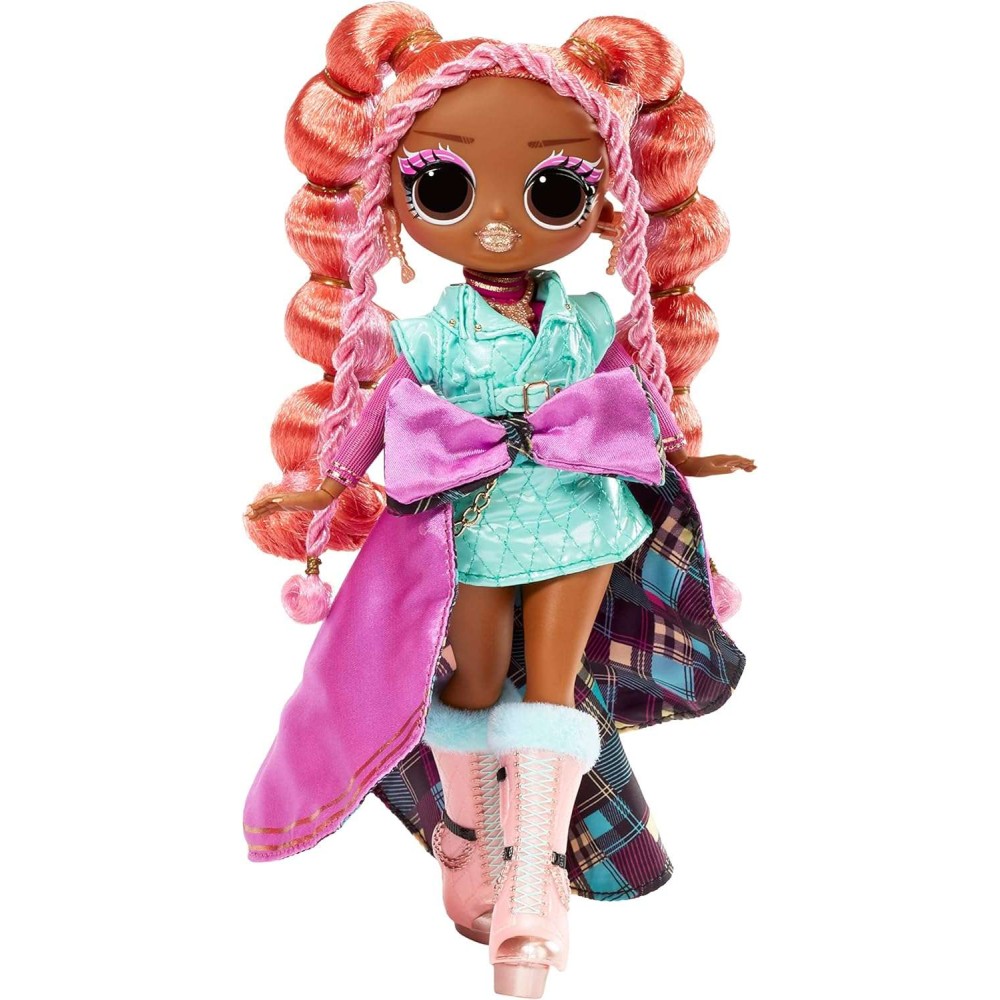 L.O.L. Surprise! Fashion Show Mega Runway - 12 Exclusive Dolls with Over 80 Surprises