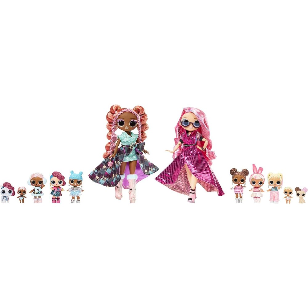 L.O.L. Surprise! Fashion Show Mega Runway - 12 Exclusive Dolls with Over 80 Surprises