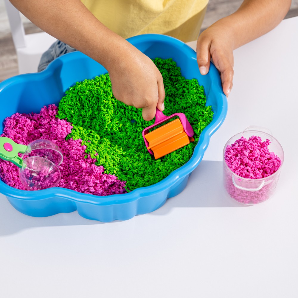 Playfoam Pluffle Sensory Station by Learning Resources
