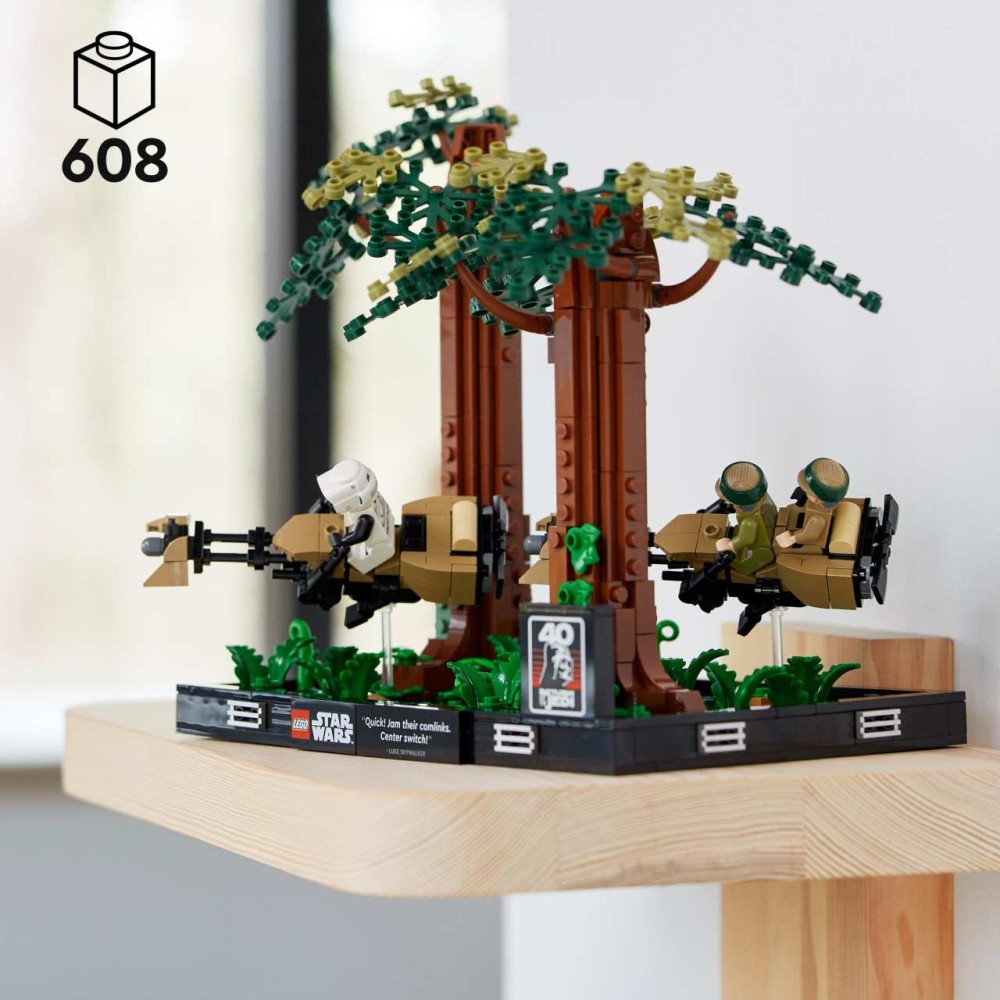 LEGO Star Wars Endor Speeder Chase Diorama Set 75353