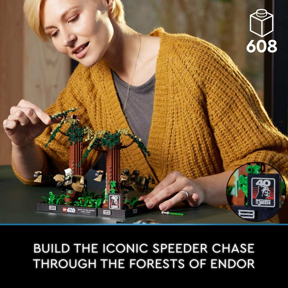 LEGO Star Wars Endor Speeder Chase Diorama Set 75353