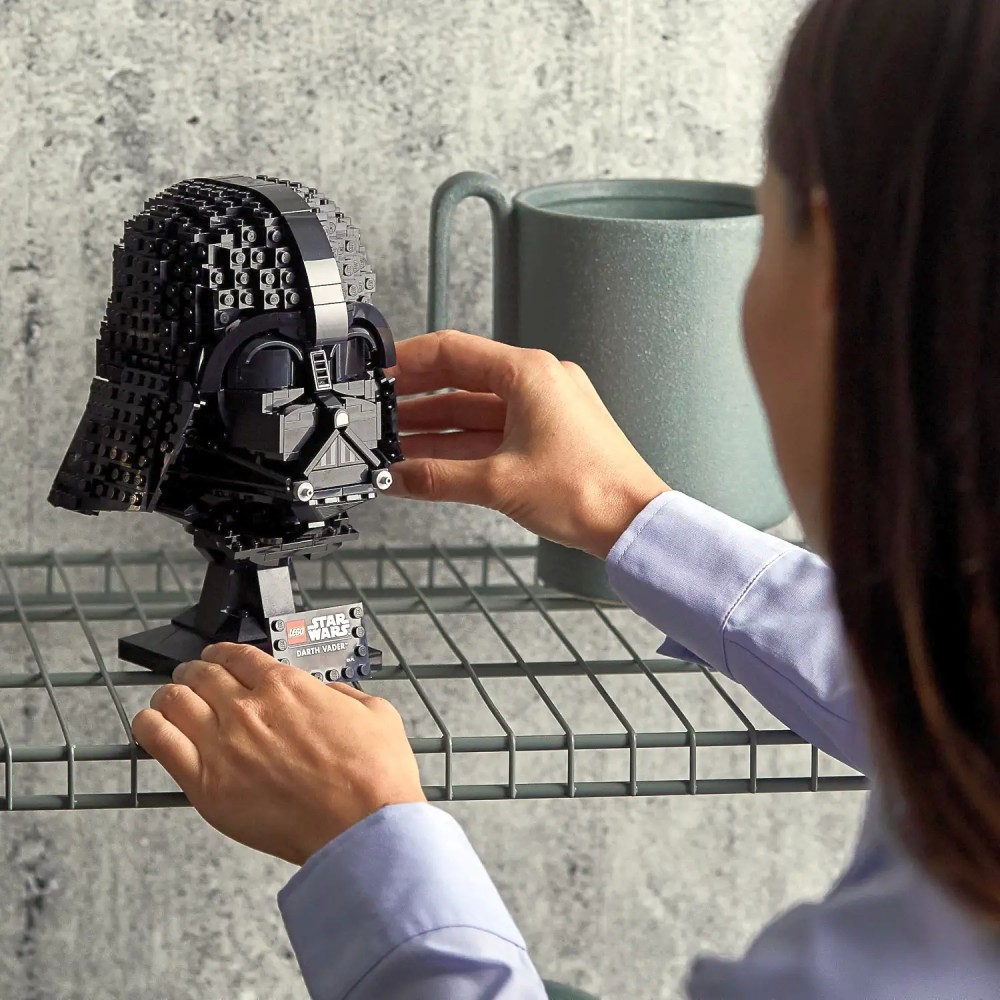 Lego Star Wars Darth Vader Helmet (75304)