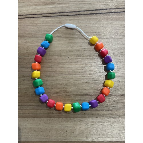 Jellystone Princess & the Pea Pendant - Bright - Halilit