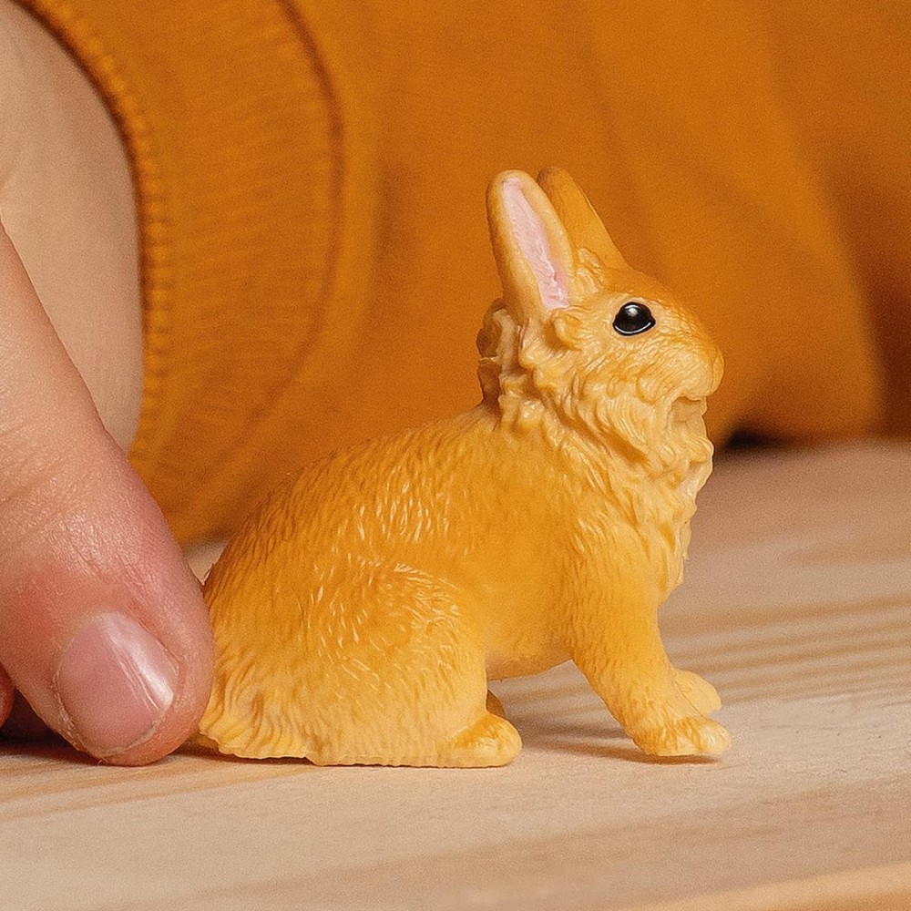Schleich 13974 FARM WORLD Lionhead Rabbit Figurine