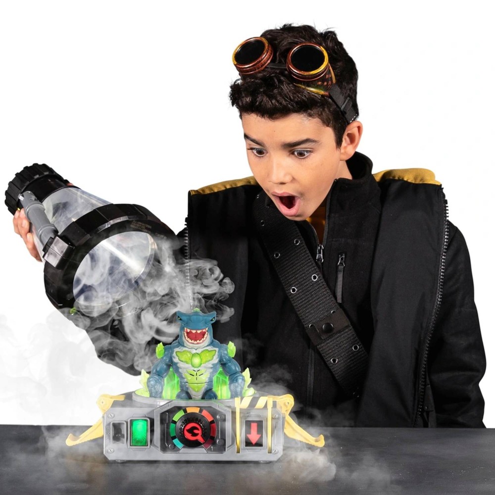 Beast Lab Core Line Shark Playset