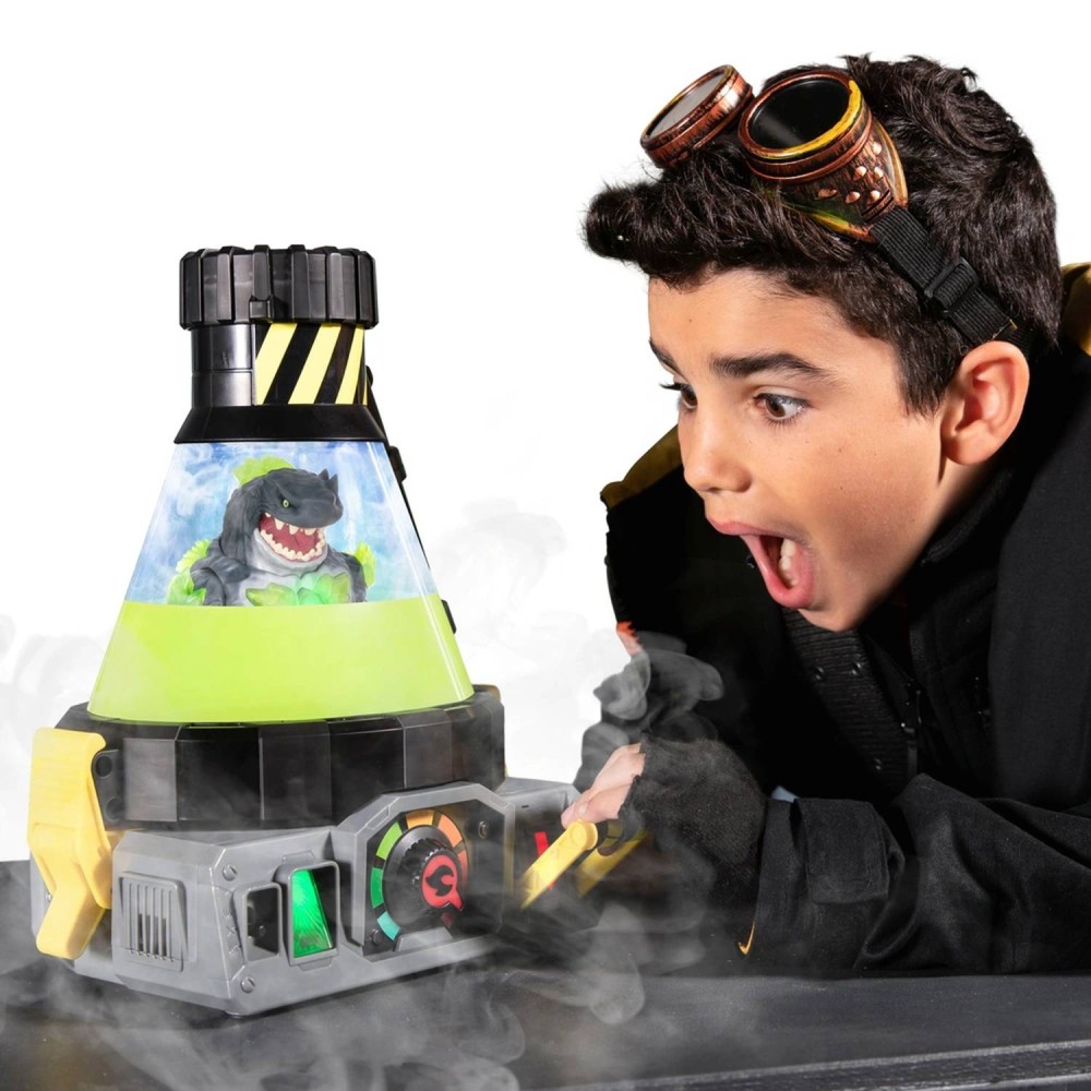Beast Lab Core Line Shark Playset