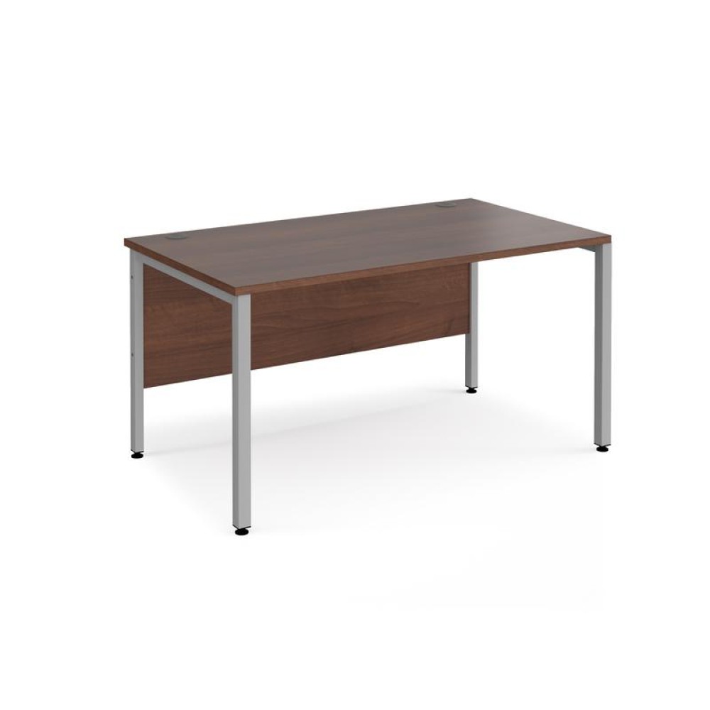 Maestro 25 straight desk 1400mm x 800mm - silver bench leg frame, walnut top