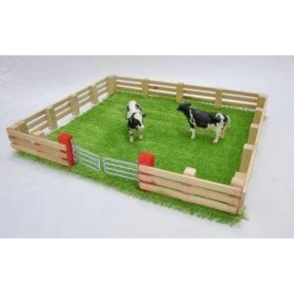 Millwood Crafts Grass Field & Magnetic Fence